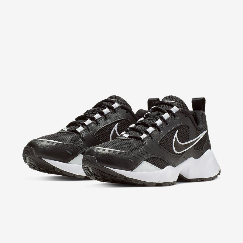 Nike Air Heights Sneakers Dame Sort | YQ0209-370