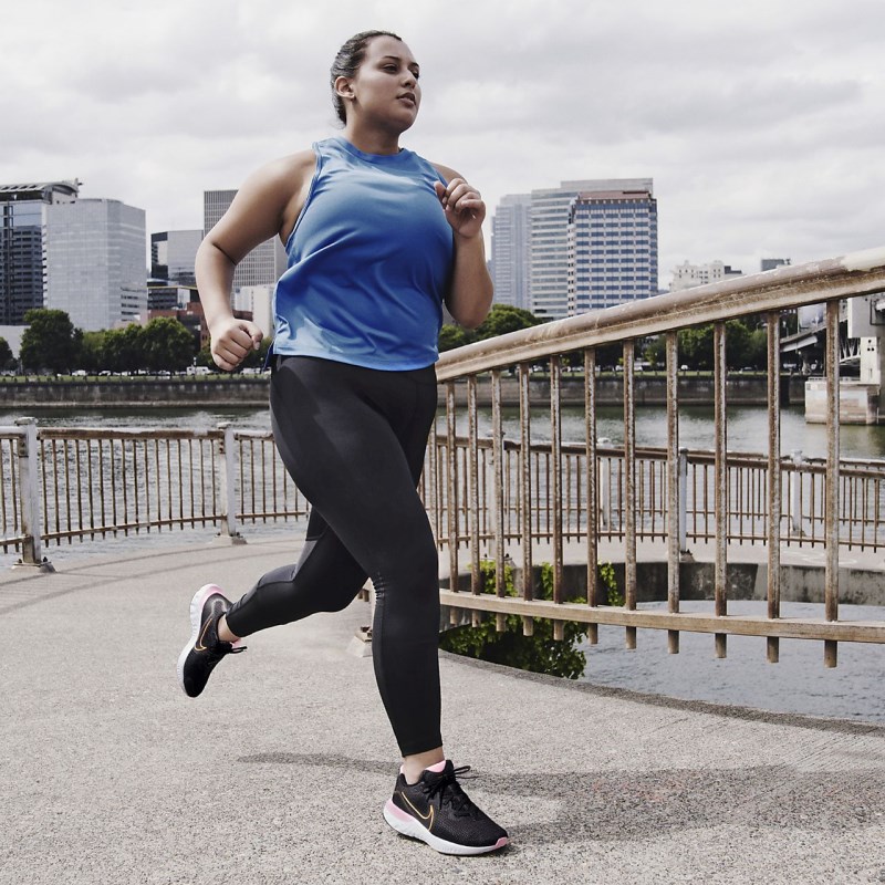 Nike Renew Run Løbesko Dame Sort | ET6783-461