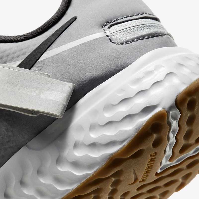 Nike Revolution 5 FlyEase Løbesko Herre Grå | HJ9412-739