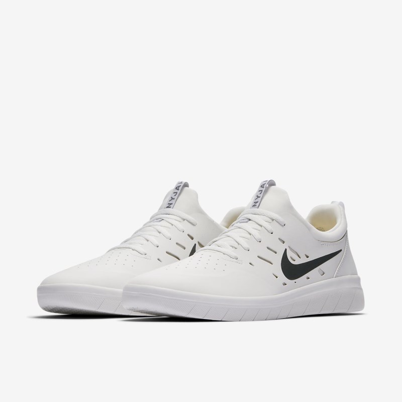 Nike SB Nyjah Free Skate Sko Dame Hvide | GL3395-717