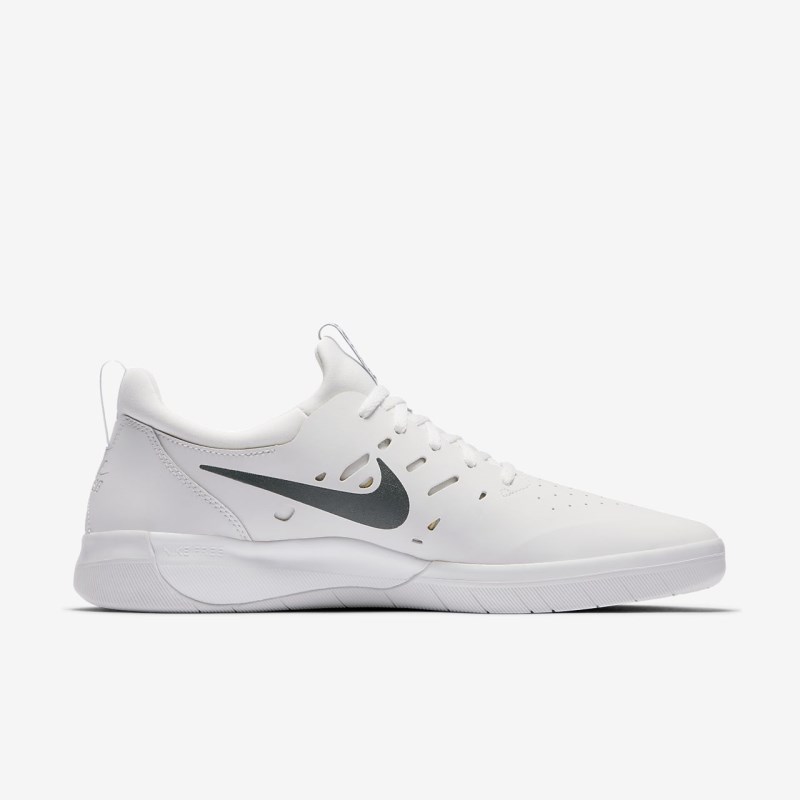 Nike SB Nyjah Free Skate Sko Dame Hvide | GL3395-717