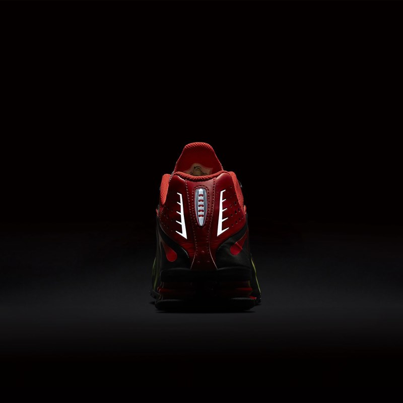 Nike Shox R4 Neymar Jr. Sneakers Dame Sort | UK0255-917