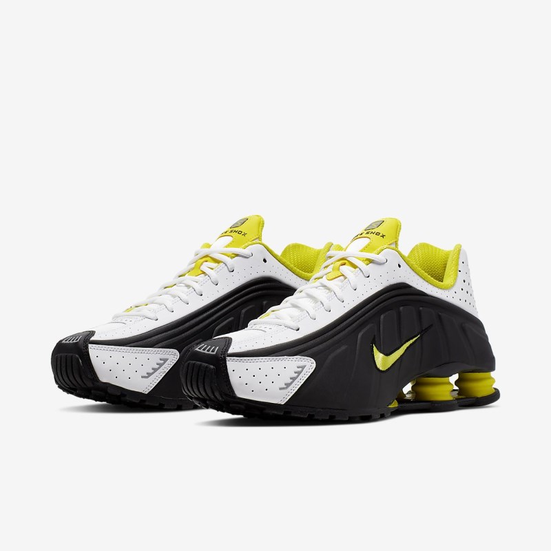 Nike Shox R4 Sneakers Herre Sort | IV8976-387