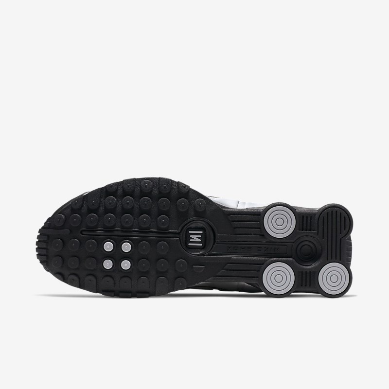 Nike Shox R4 Sneakers Herre Sort | OV2275-351