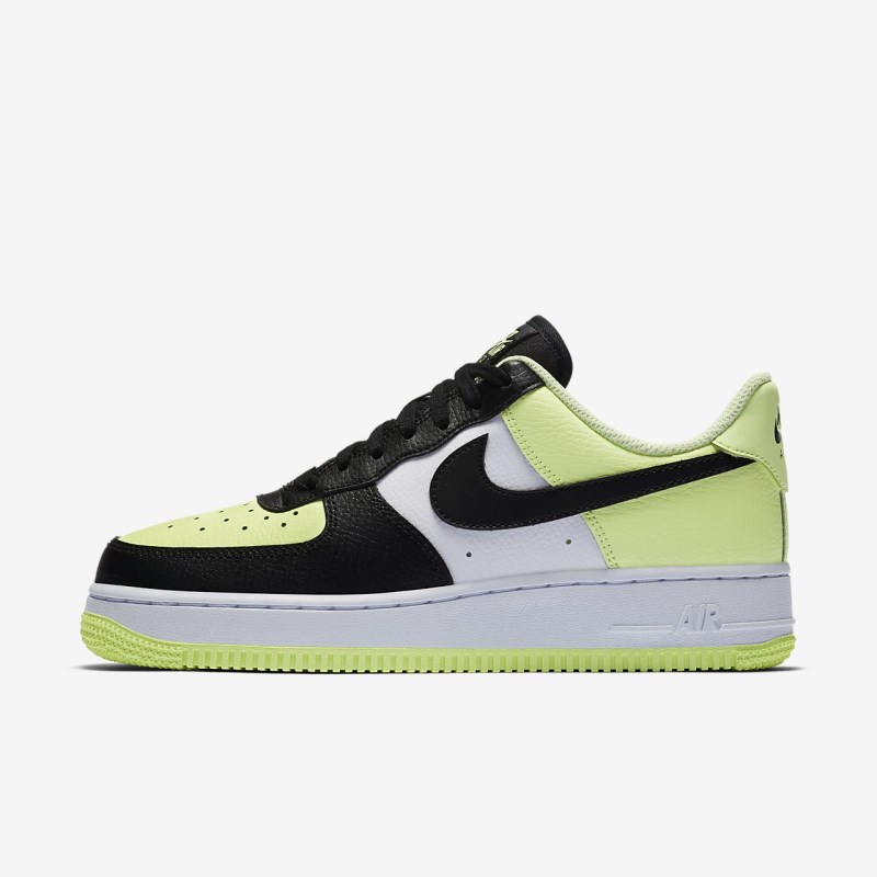 Nike Air Force 1 '07 Sneakers Dame LyseGrøn | JT1570-096