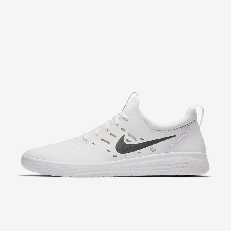 Nike SB Nyjah Free Sneakers Dame Hvide | JB5198-533